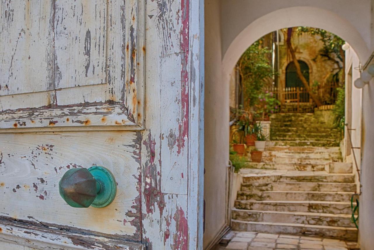 Effie'S Suites Old Town By Estia Corfu  Экстерьер фото